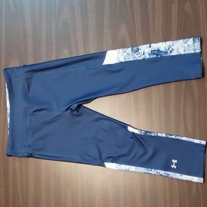 Under Armour Compression Heat Gear Athletic Pants w Blue Flowers SM/P/P